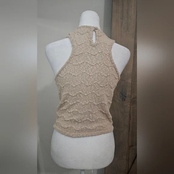 LULU'S Make It Look Easy Beige Knit Sweater Tank. Size Small NWT - Picture 7 of 10